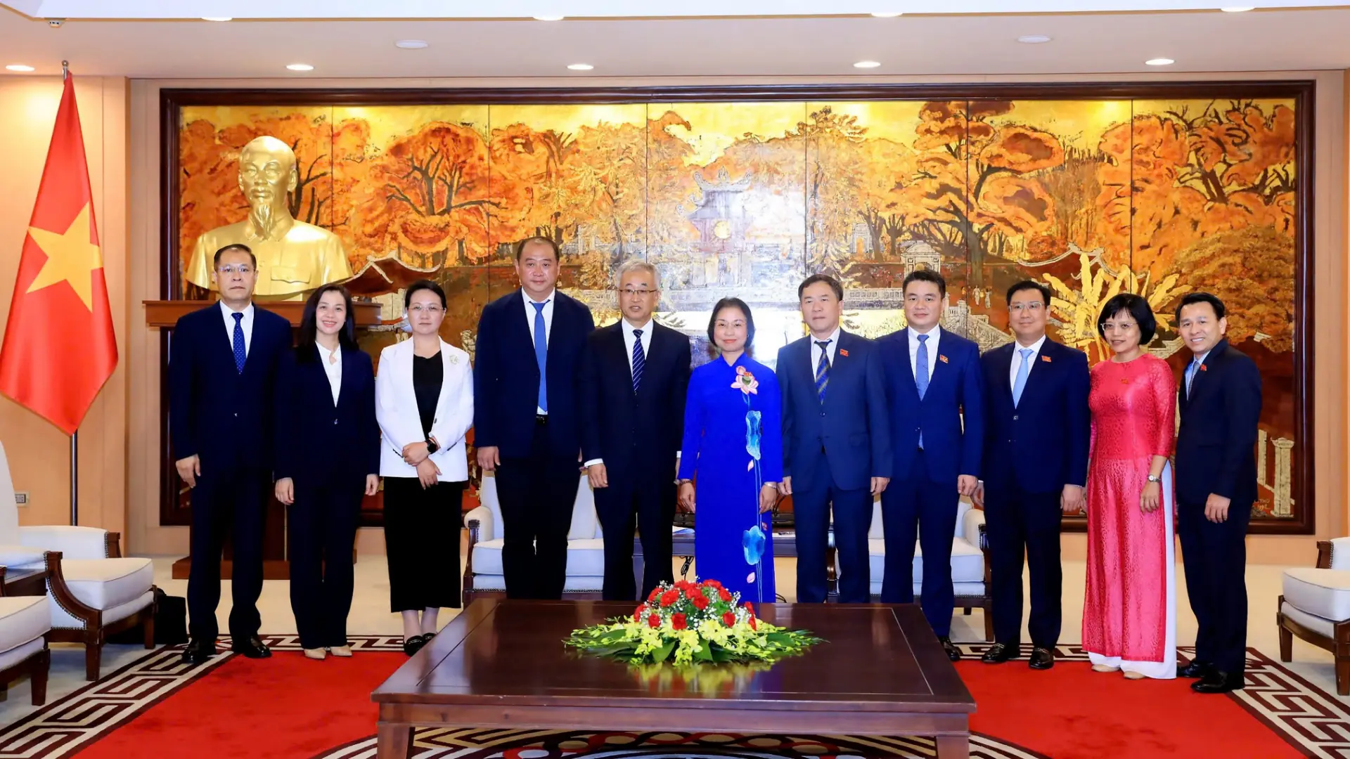 Hà Nội mong muốn hợp tác với Bắc Kinh về chuyển đổi số